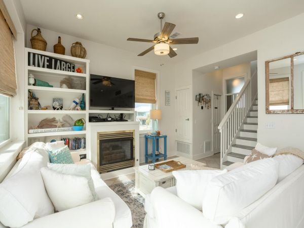 Pensacola Vacation Home Three Bedroom Walk to Beach