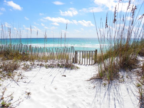 Pensacola Vacation Home Three Bedroom Walk to Beach