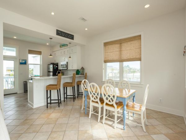 Pensacola Vacation Home Three Bedroom Walk to Beach