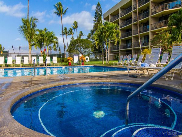 Beautiful One Bedroom Condo with Ocean View Sleeps 4 Guests