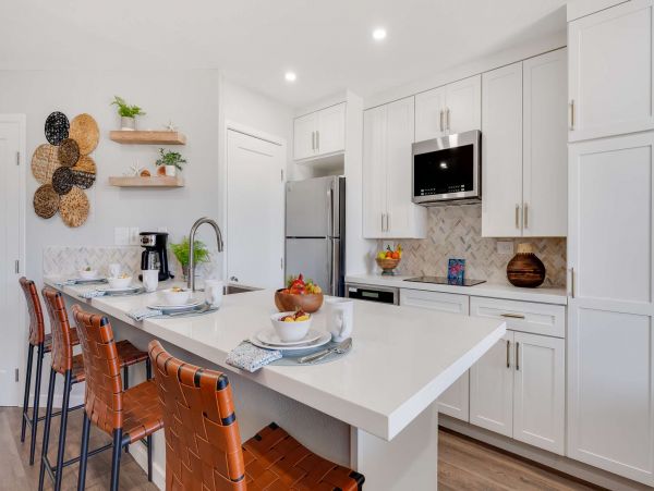 Beautiful One Bedroom Condo with Ocean View Sleeps 4 Guests