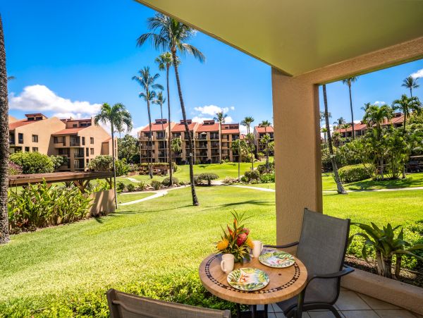 Kihei Vacation Condo One Bedroom Walk to Beach