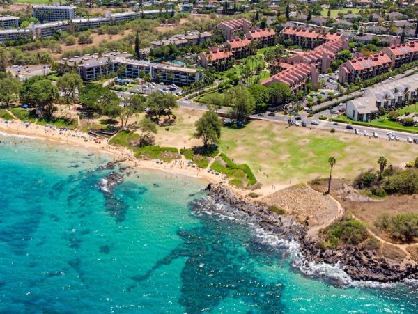 Kihei Vacation Condo One Bedroom Walk to Beach