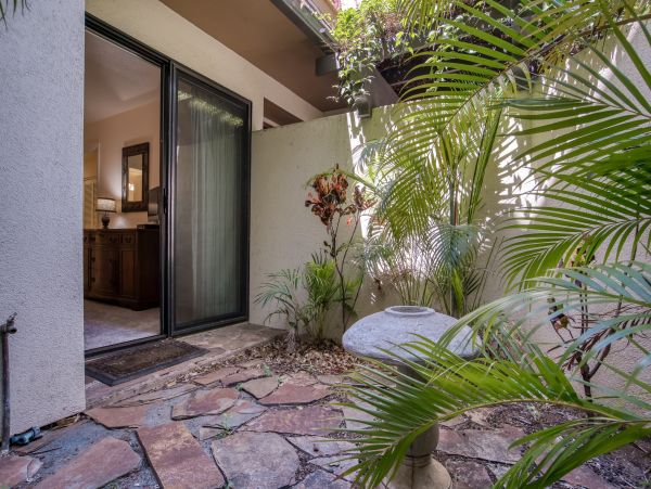 Wailea Vacation Condo One Bedroom Walk to Beach