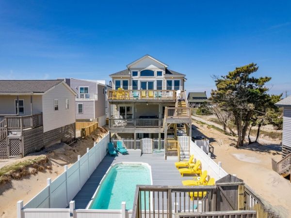 Oceanfront Nags Head Vacation Home Eight Bedroom