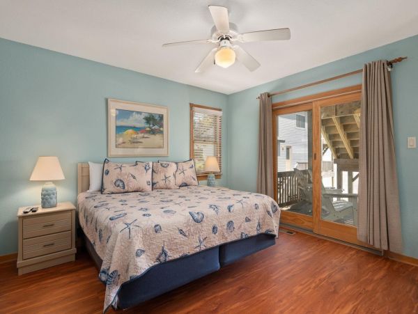 Oceanfront Nags Head Vacation Home Eight Bedroom