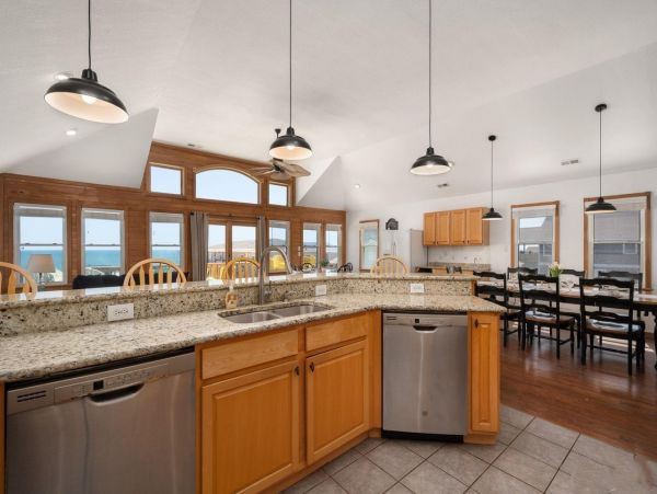 Oceanfront Nags Head Vacation Home Eight Bedroom