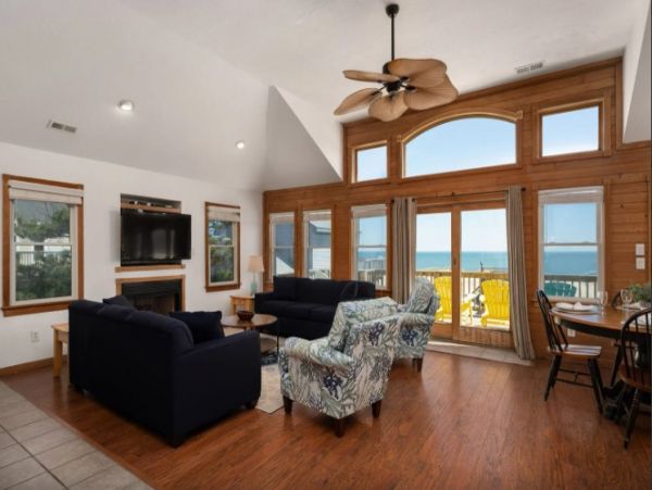 Oceanfront Nags Head Vacation Home Eight Bedroom