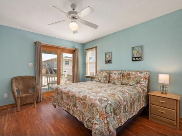 Oceanfront Nags Head Vacation Home Eight Bedroom