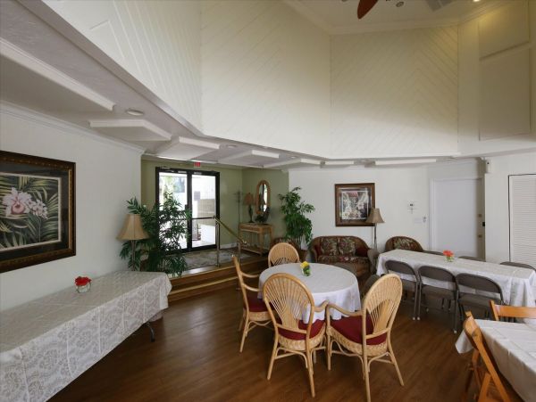 Manasota Beach Lovely 2 Bedroom Vacation Condo