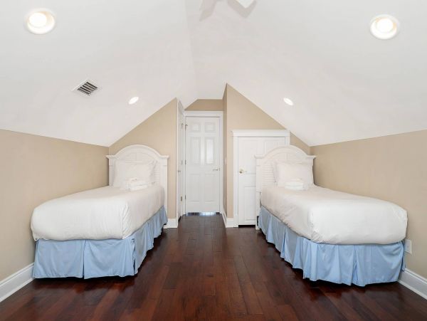 Walk to Beach Panama City Vacation Home Five Bedroom