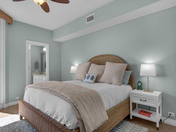 Gulf Front Vacation Condo in Navarre Beach Three Bedroom