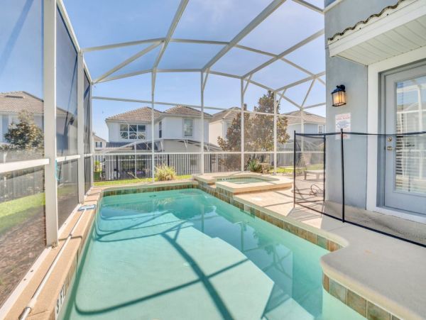 Five Bedroom Orlando Vacation Rental with Private Pool Near Disney World