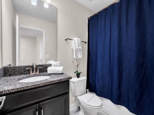 Five Bedroom Orlando Vacation Rental with Private Pool Near Disney World