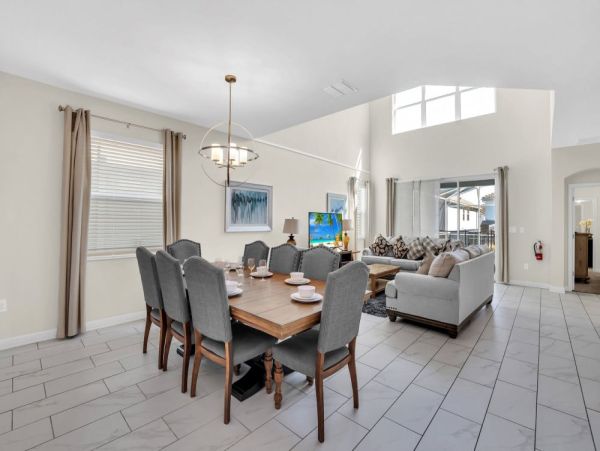 Five Bedroom Orlando Vacation Rental with Private Pool Near Disney World