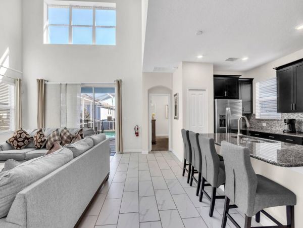 Five Bedroom Orlando Vacation Rental with Private Pool Near Disney World