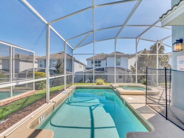 Five Bedroom Orlando Vacation Rental with Private Pool Near Disney World