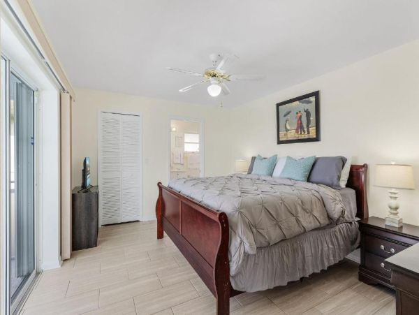 Experience Luxury Villas in Cape Coral