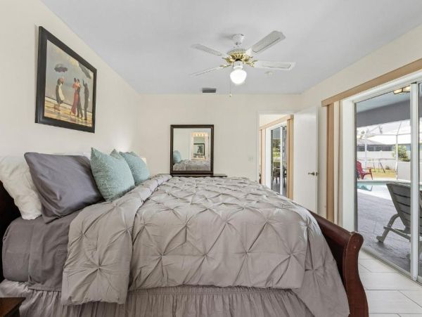 Experience Luxury Villas in Cape Coral