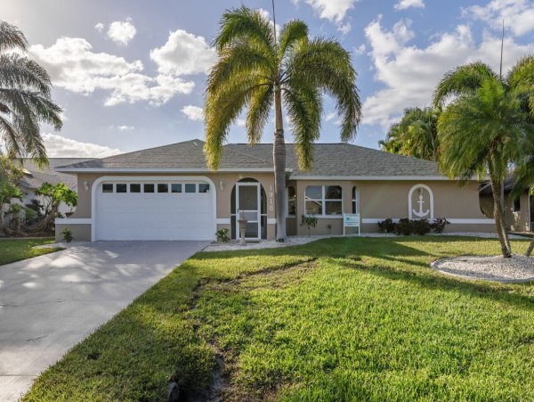 Two Beautiful Side by Side Villas in Cape Coral