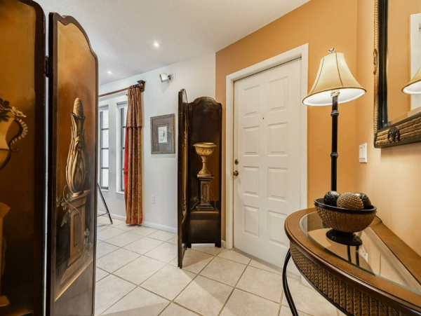 Two Beautiful Side by Side Villas in Cape Coral