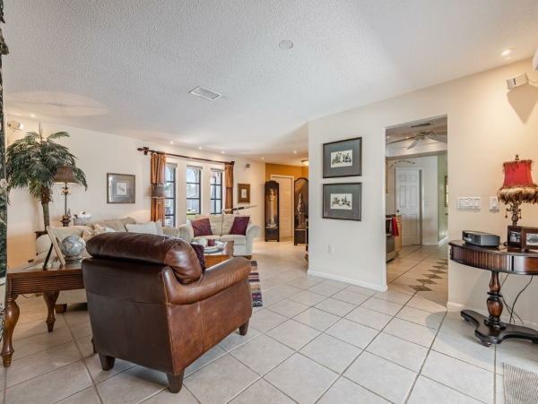 Two Beautiful Side by Side Villas in Cape Coral