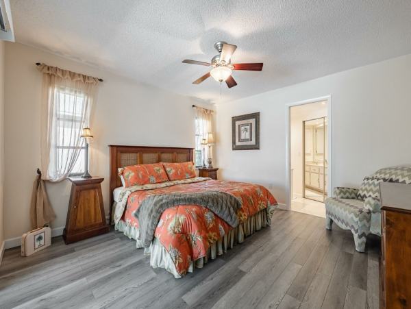 Two Beautiful Side by Side Villas in Cape Coral