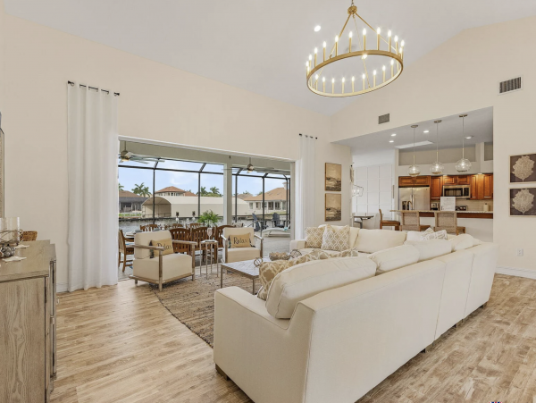Luxury  Vacation Villa Cape Coral Pool & Outdoor Kitchen