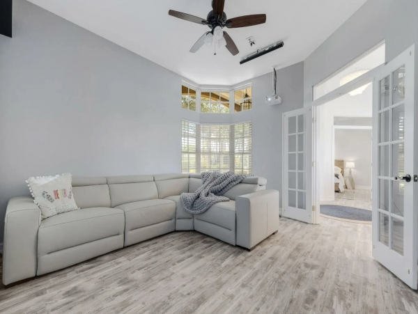 Luxury  Vacation Villa Cape Coral Pool & Outdoor Kitchen