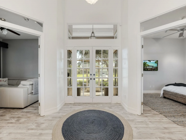 Luxury  Vacation Villa Cape Coral Pool & Outdoor Kitchen