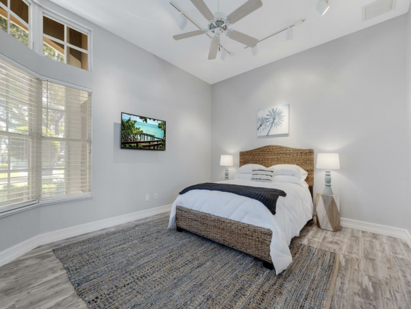 Luxury  Vacation Villa Cape Coral Pool & Outdoor Kitchen