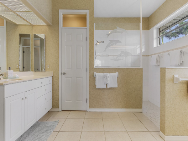 Luxury Cape Coral Luxury Vacation Home Pool