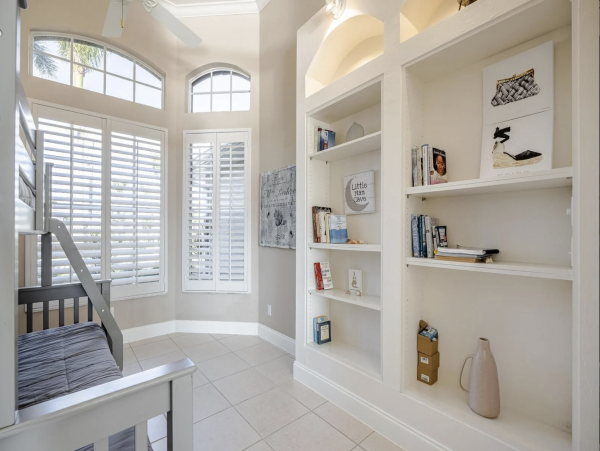 Luxury Cape Coral Luxury Vacation Home Pool