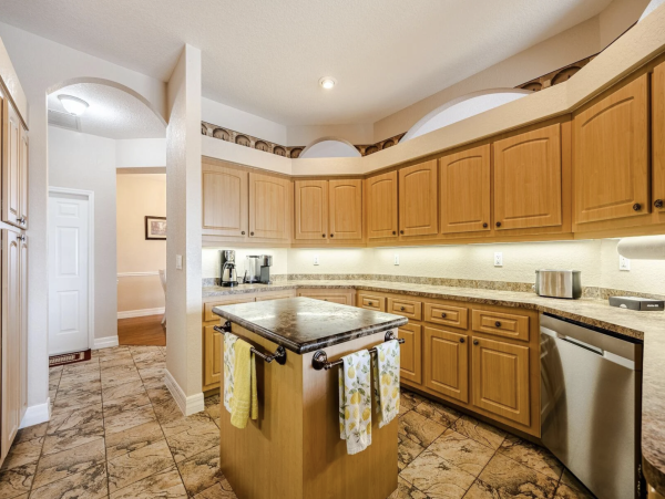 Stunning Cape Coral Lovely Waterside Vacation Home