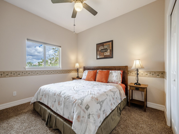 Stunning Cape Coral Lovely Waterside Vacation Home
