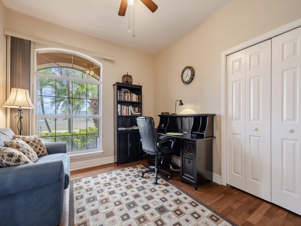 Stunning Cape Coral Lovely Waterside Vacation Home