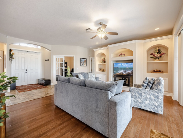Stunning Cape Coral Lovely Waterside Vacation Home