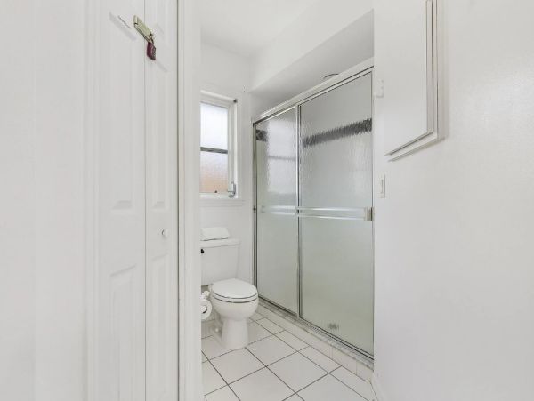 Waterfront Three Bedroom Vacation Rental in Cape Coral