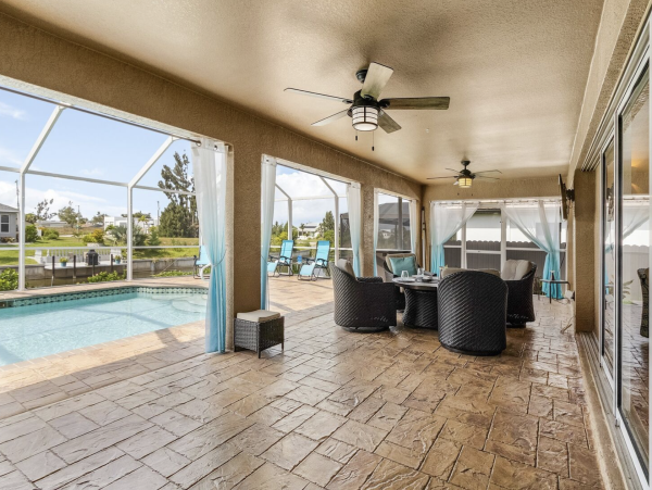 New Stunning Vacation Rental Cape Coral NEW ARRIVAL