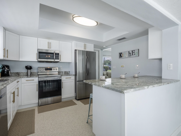 Lovely Cape Coral Pool Vacation Home