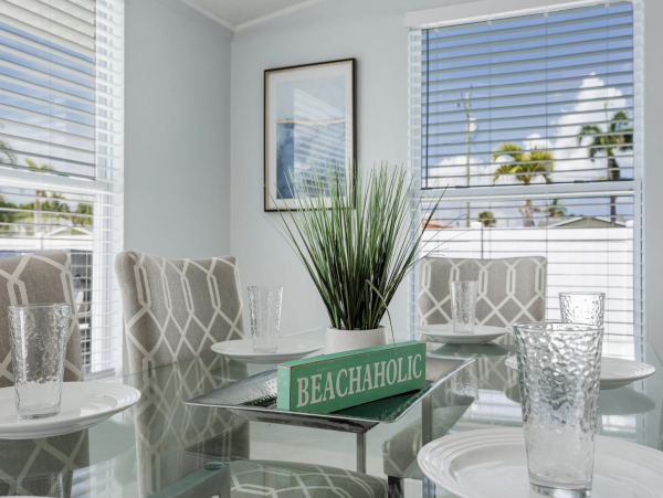 Lovely Cape Coral Pool Vacation Home
