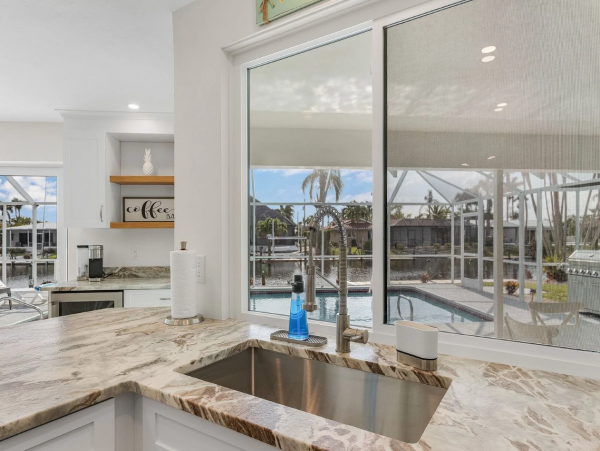 Cape Coral Vacation Home  with 5 Bedroom and Private Beach