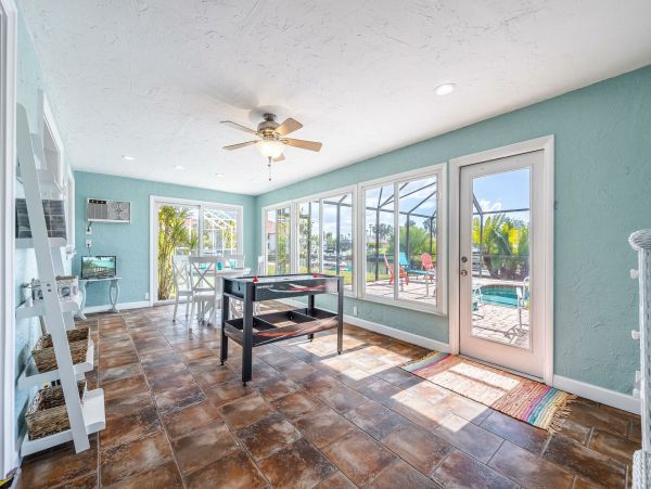 Cape Coral 3 Bedroom Vacation Home