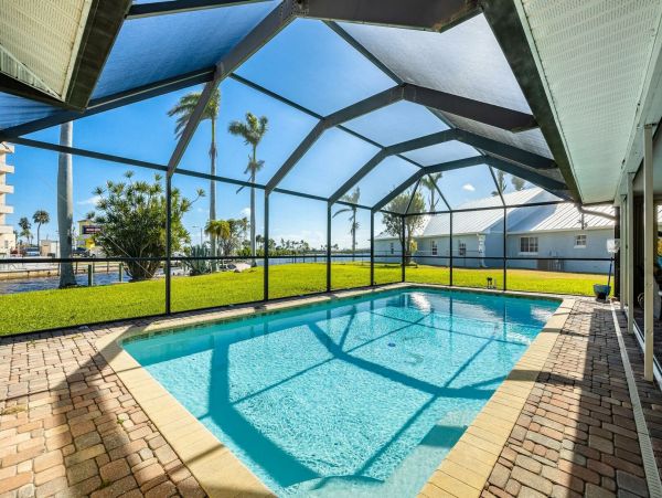 Spacious Vacation Rental Home in Cape Coral