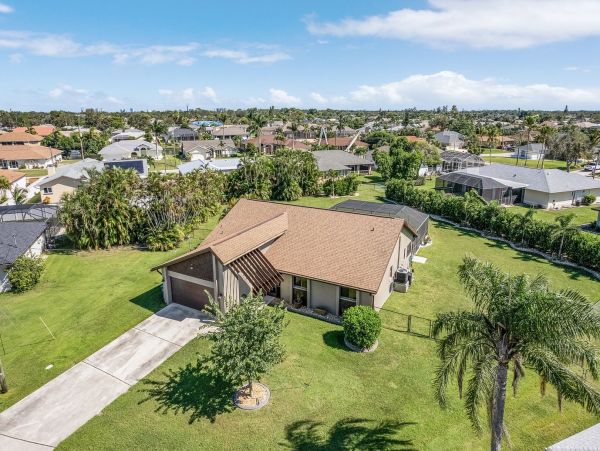 Pet Friendly Cape Coral Retreat