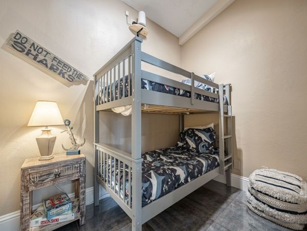 Pet Friendly Cape Coral Retreat