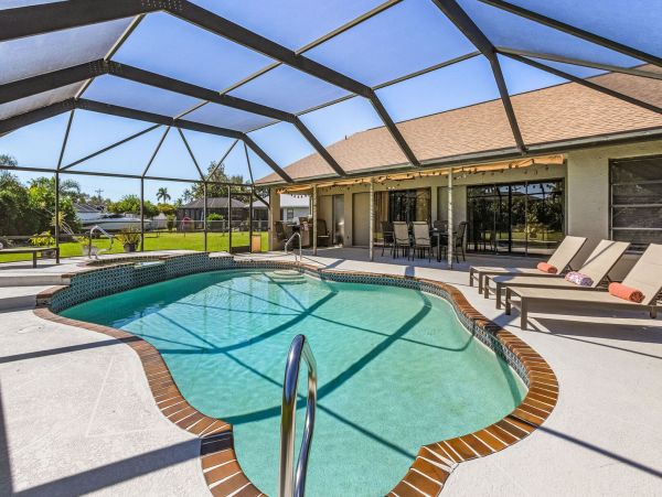 Pet Friendly Cape Coral Retreat