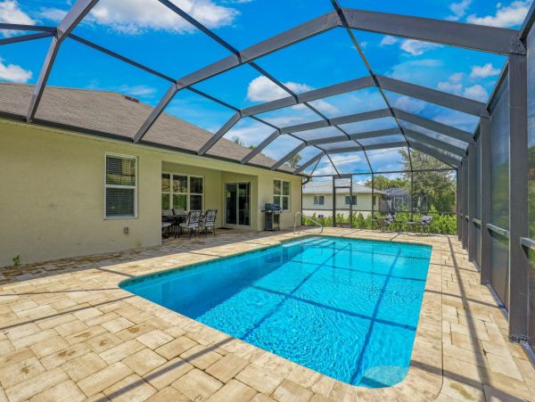 Discover Your Perfect Getaway in Cape Coral - Spacious 4-Bedroom Home with Pool