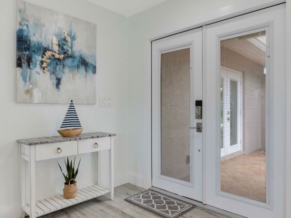 Cape Coral Lovely Vacation Home with Dock