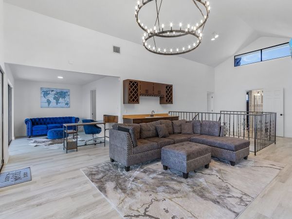 River Front Five Bedroom Vacation Rental Home in Cape Coral
